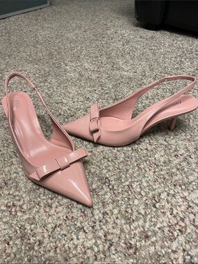 Zara patented Pink Slingback Pointed-Toe Kitten Heels with Bow
